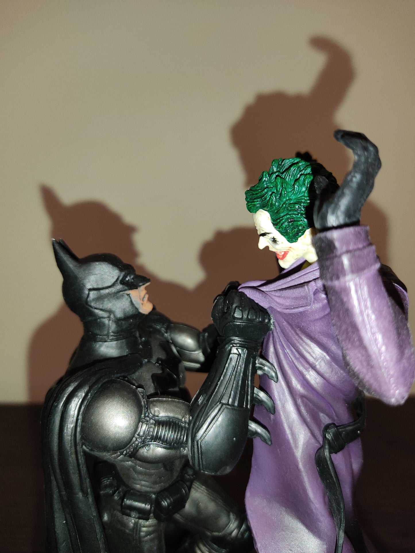 Batman Vs. Joker Diorama (Arkham Version)