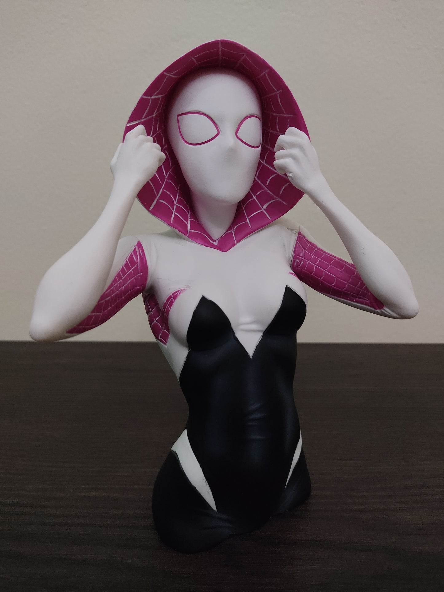 Spider-Gwen Bust Bank