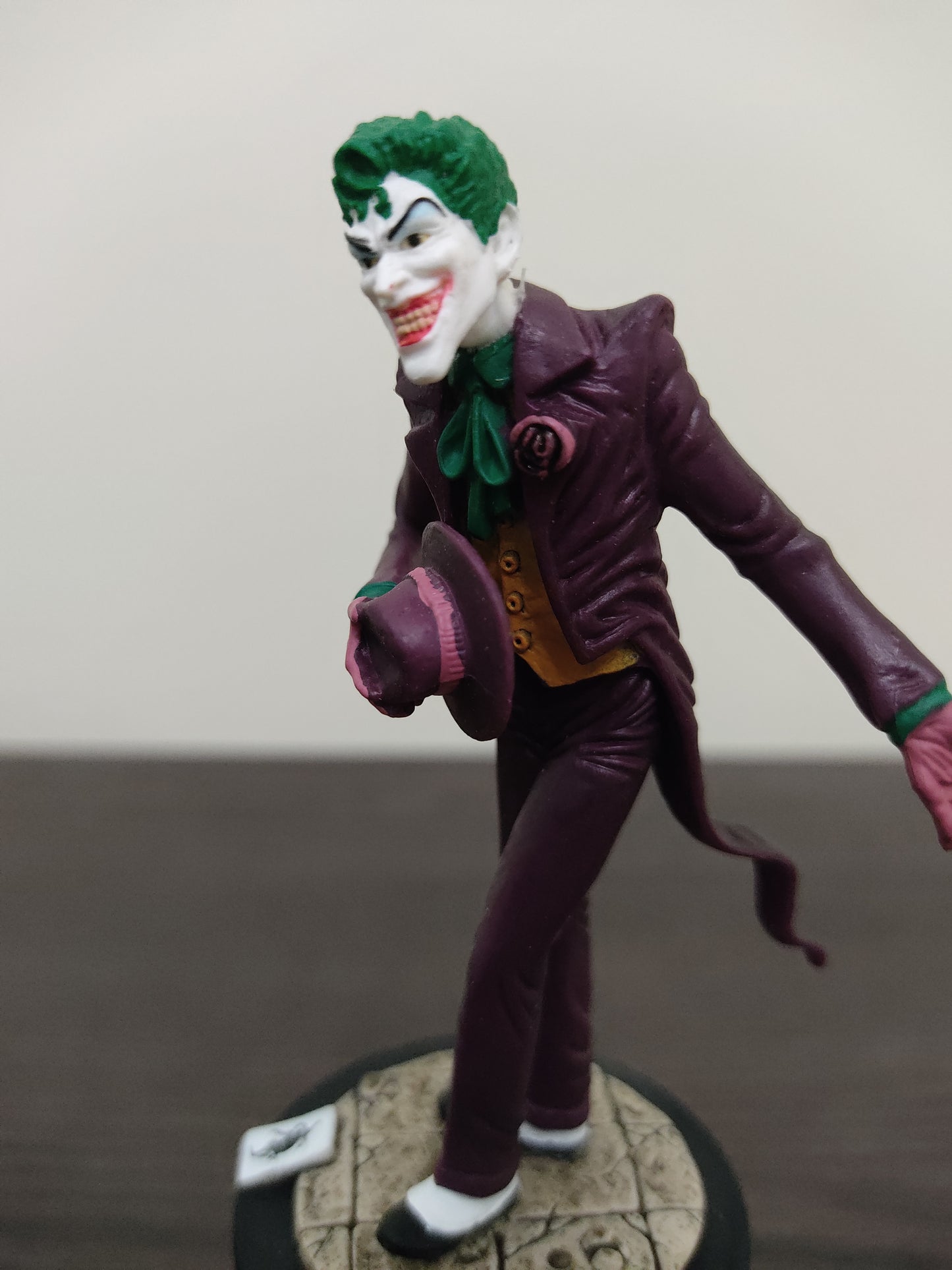 Batman and Joker Mini Figurines